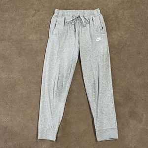 These are some awesome sweat pants, they are just a little bit small for me.